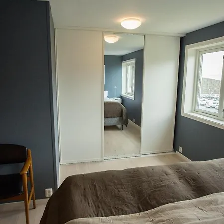 Central - Great Location With Garden And Fjord-view Brekstad