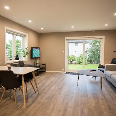 Apartamento Central - Great Location With Garden And Fjord-view *